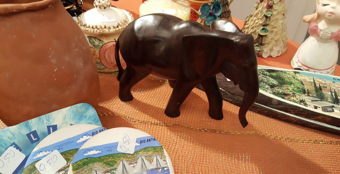 10 Personas You Will Meet In Any Charity Bazaar.